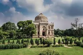 Couple pre-wedding photoshoot at Lodhi Garden Delhi with historic monuments and greenery